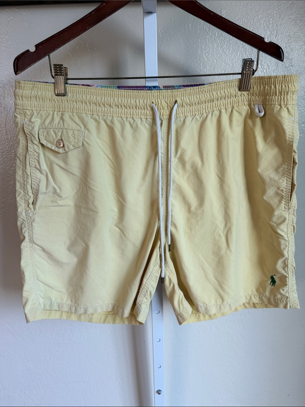 Vintage Y2K Polo by Ralph Lauren Light Yellow Shorts Men’s Size Large